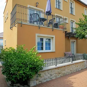 Rougemarin Apartment